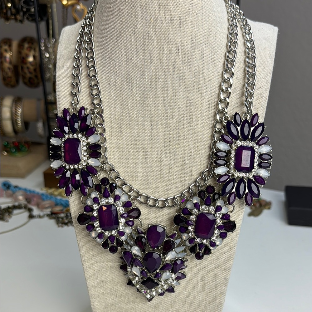 Elegant Purple Statement Necklace